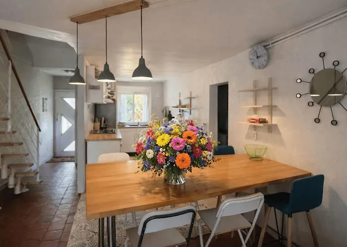 House Ideally Located In La Rochelle