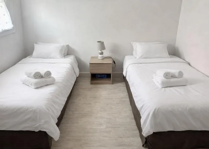 House Ideally Located In La Rochelle *